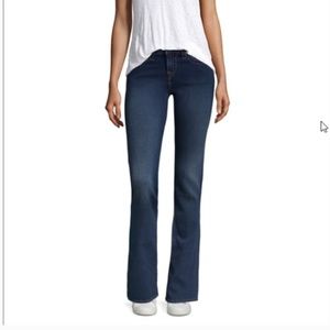 True Religion Jeans Becca Mid Rise Bootcut 27
